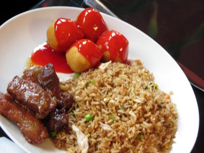 combo: ribs, chicken balls and rice